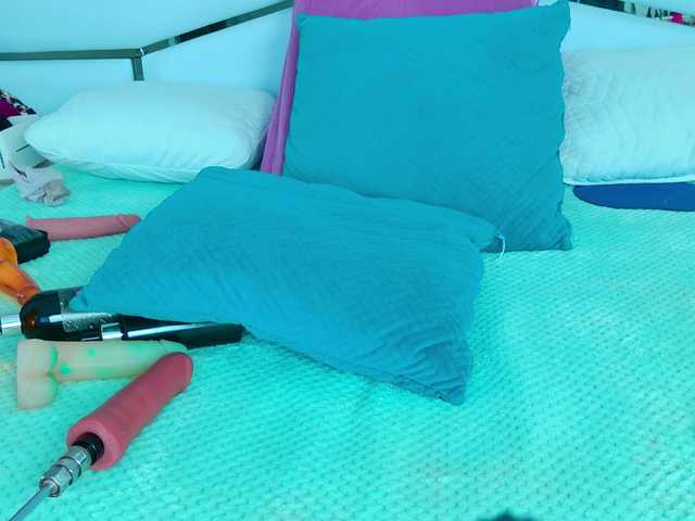 SabrinnaTaylor live cam on BongaCams