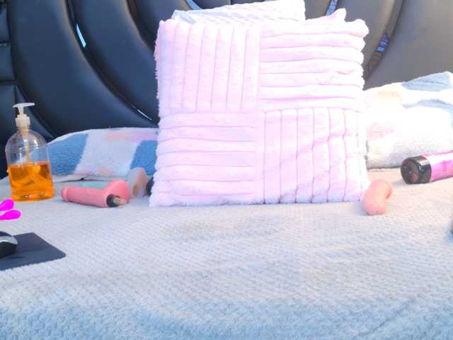 SabrinnaTaylor live cam on BongaCams