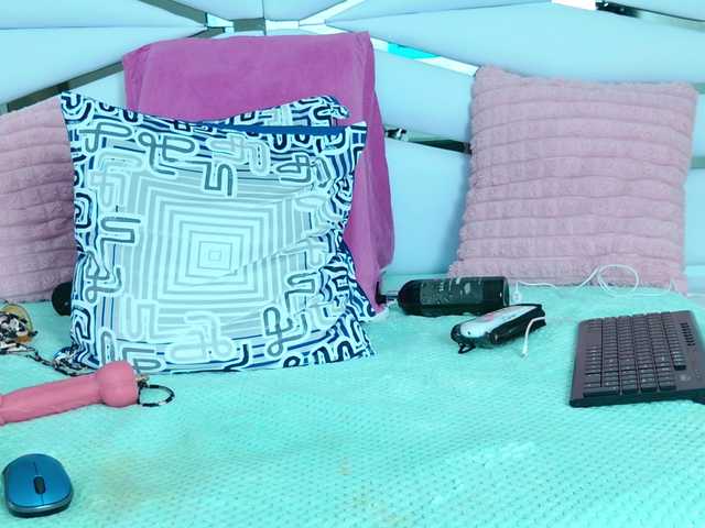 SabrinnaTaylor live cam on BongaCams