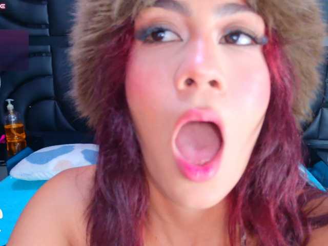 SabrinnaTaylor live cam on BongaCams
