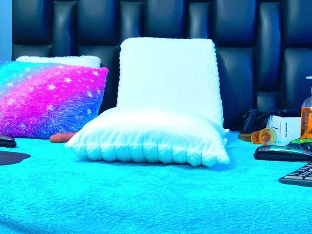 SabrinnaTaylor live cam on BongaCams