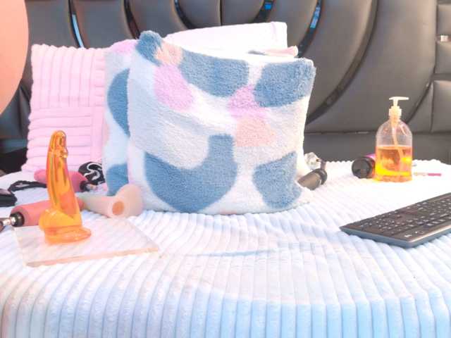 SabrinnaTaylor live cam on BongaCams