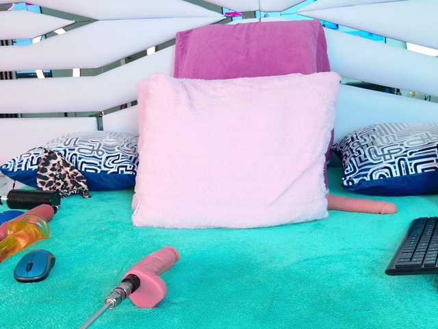 SabrinnaTaylor live cam on BongaCams