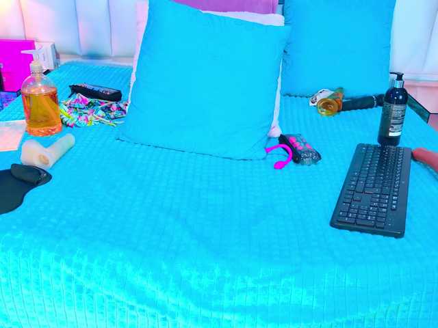 SabrinnaTaylor live cam on BongaCams