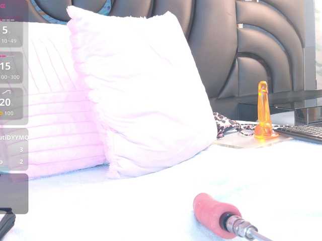 SabrinnaTaylor live cam on BongaCams