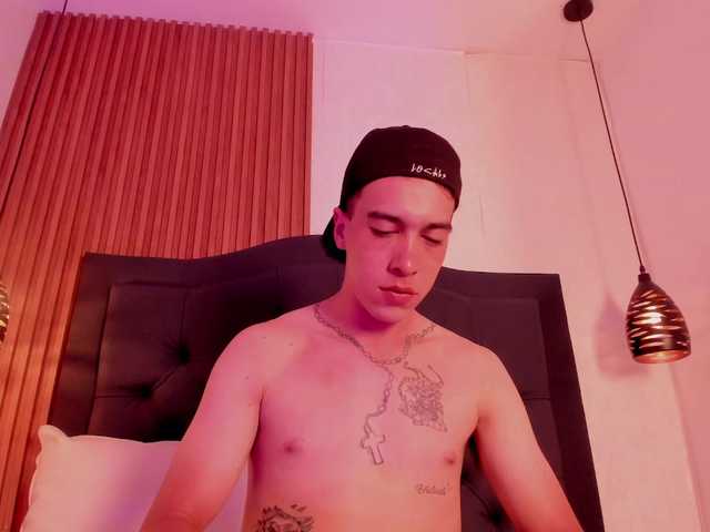 Kaiser-Luna's BongaCams show and profile