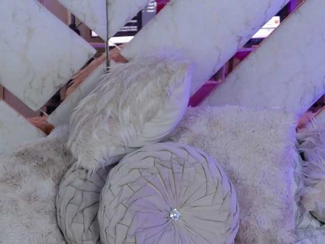 AngeliePastori live cam on BongaCams