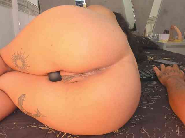 sensually-explosive webcam