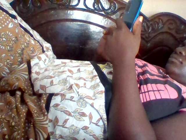 missarpie's BongaCams show and profile