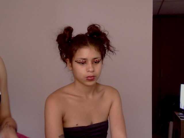 Hiana live cam on UnifiedCams