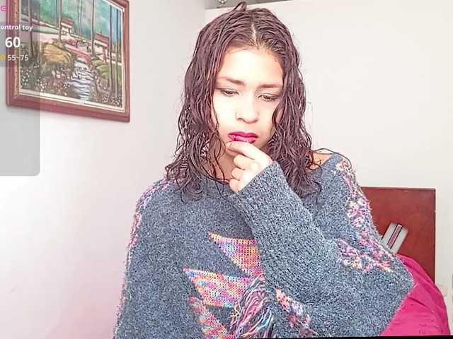 Hiana live cam on BongaCams