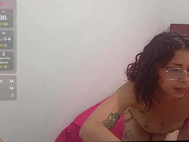 Hiana live cam on BongaCams