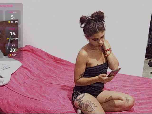 Hiana Sex Cam Show