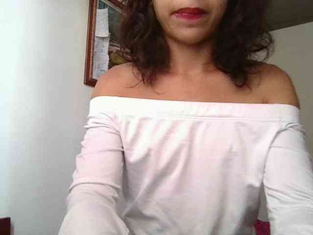 Hiana webcam