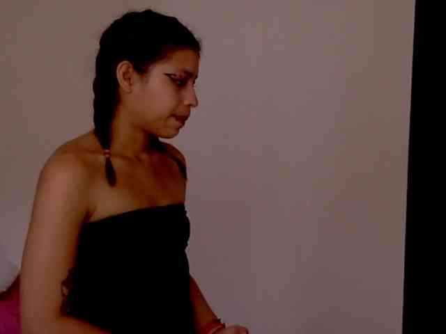 Hiana Sex Cam Show