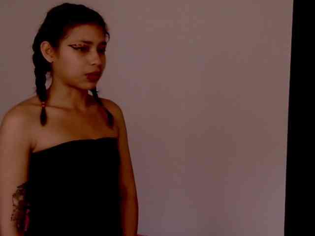 Hiana Sex Cam Show