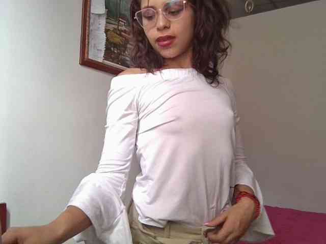 Model: Hiana