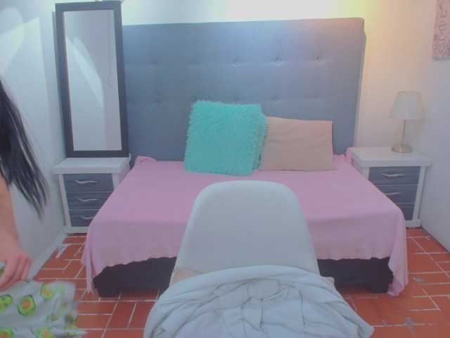 chaneelstark live cam on BongaCams