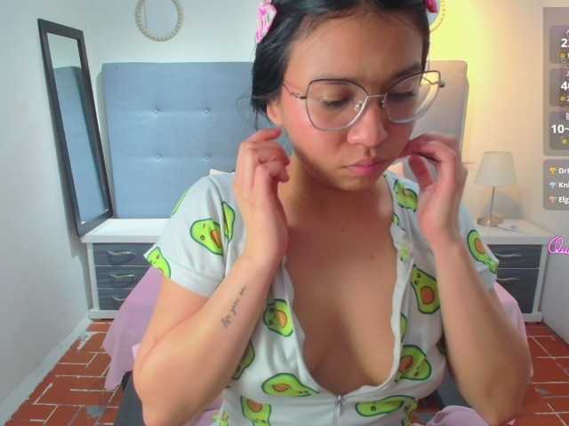 chaneelstark live cam on BongaCams