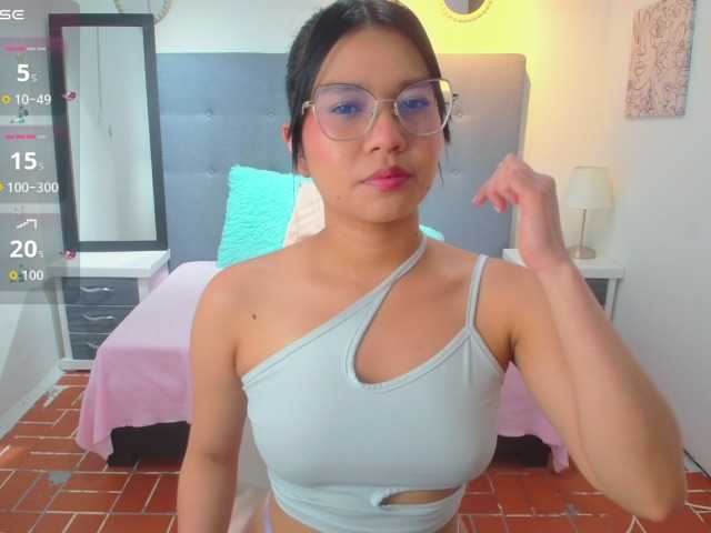 chaneelstark live cam on BongaCams