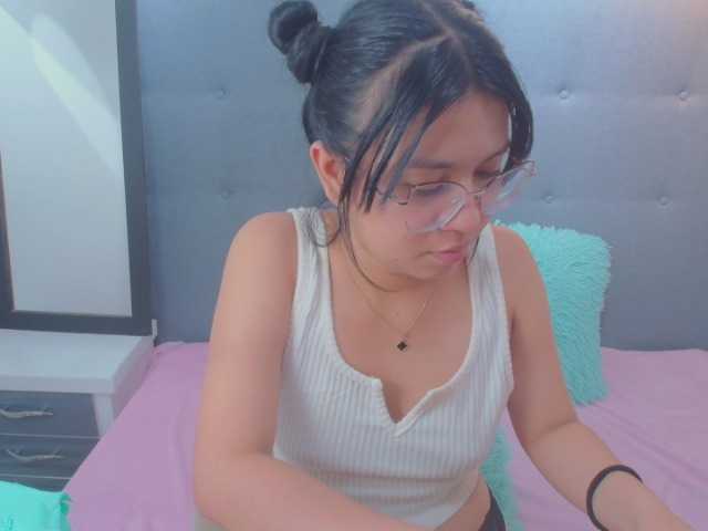 chaneelstark live cam on BongaCams