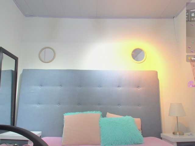 chaneelstark live cam on BongaCams