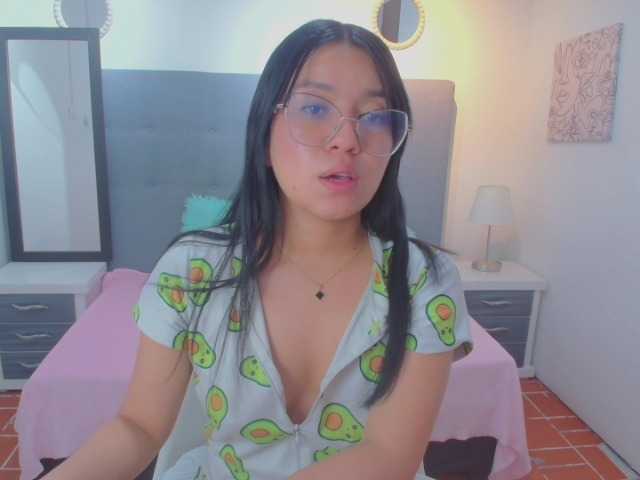 chaneelstark live cam on BongaCams
