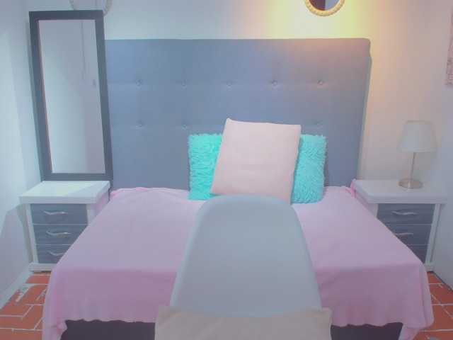 chaneelstark live cam on BongaCams