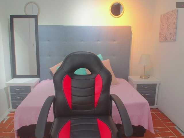 chaneelstark live cam on BongaCams