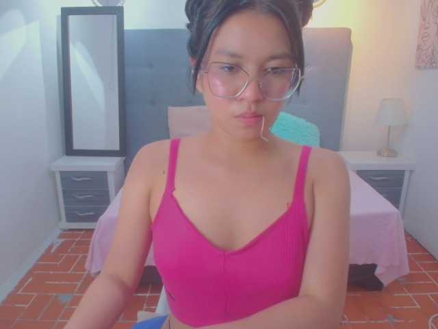 chaneelstark live cam on BongaCams