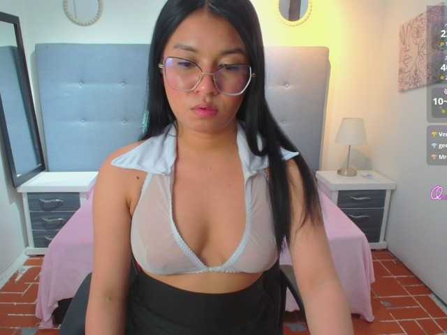 chaneelstark live cam on BongaCams