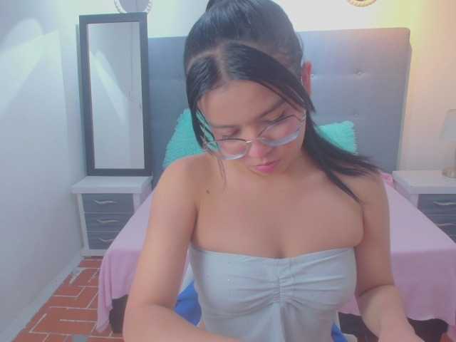 chaneelstark live cam on BongaCams