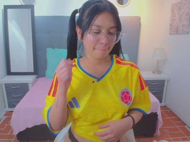 chaneelstark live cam on BongaCams