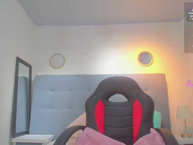 chaneelstark live cam on BongaCams