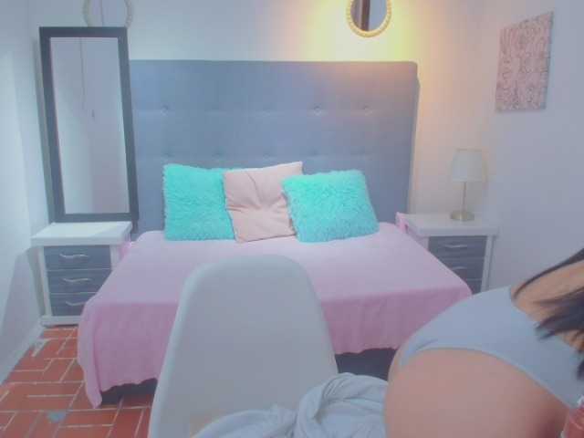 chaneelstark live cam on BongaCams