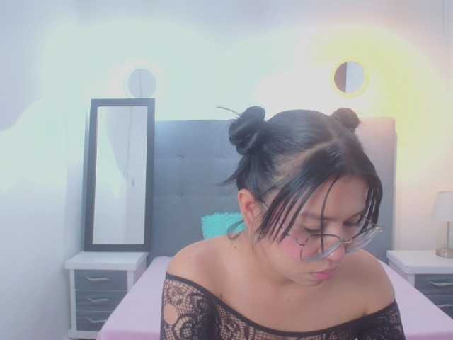 chaneelstark live cam on BongaCams