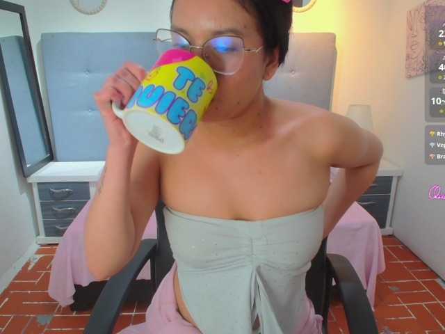 chaneelstark live cam on BongaCams