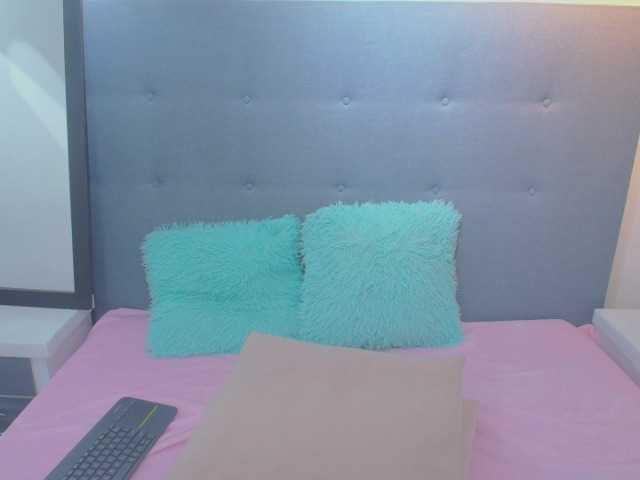 chaneelstark live cam on BongaCams