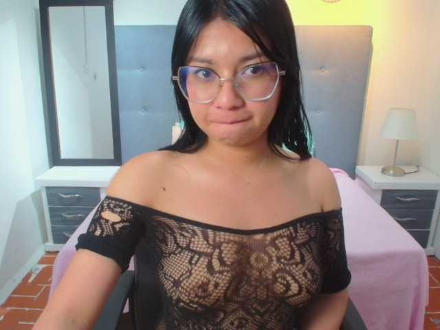 chaneelstark live cam on BongaCams