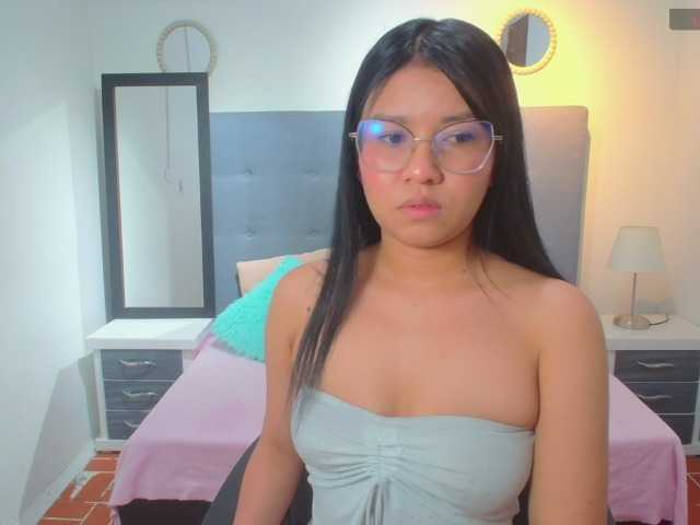chaneelstark live webcam show
