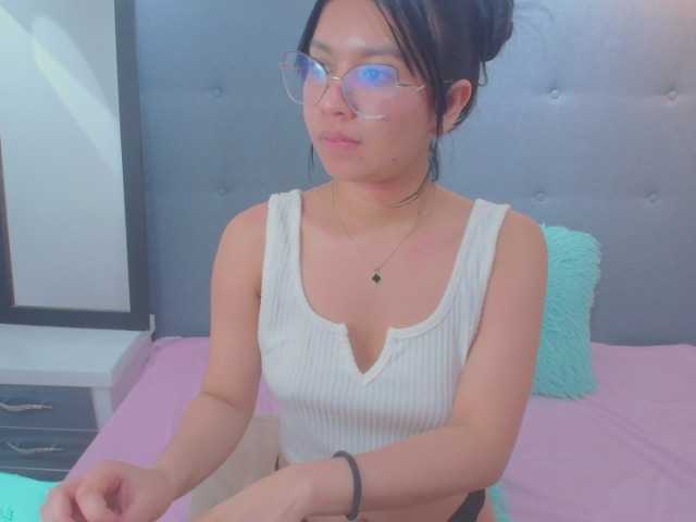 chaneelstark live cam on BongaCams