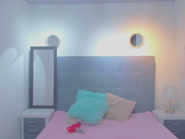 chaneelstark live cam on BongaCams