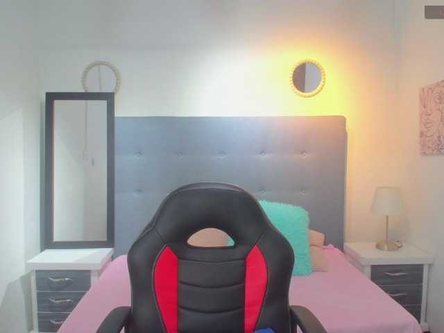 chaneelstark live webcam show