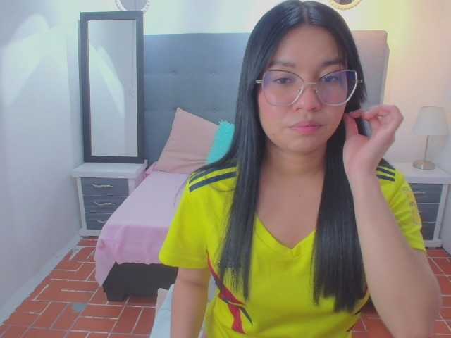 chaneelstark live cam on BongaCams