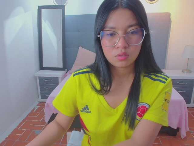 chaneelstark live cam on BongaCams