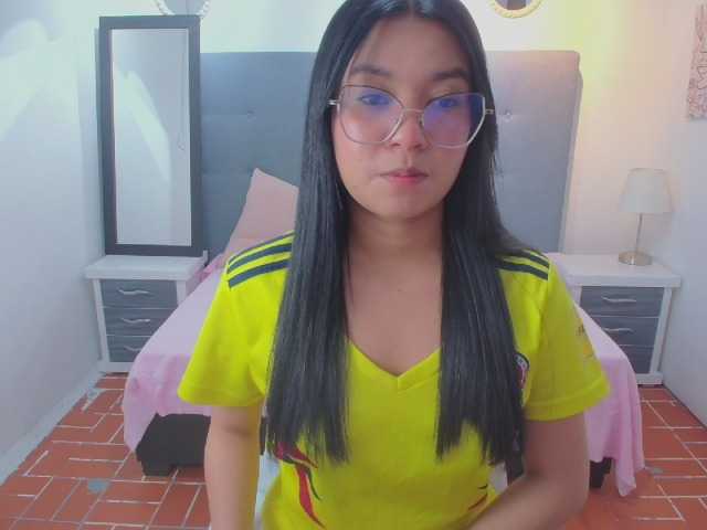 chaneelstark live cam on BongaCams