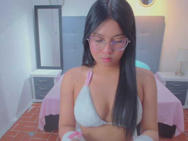 chaneelstark live cam on BongaCams