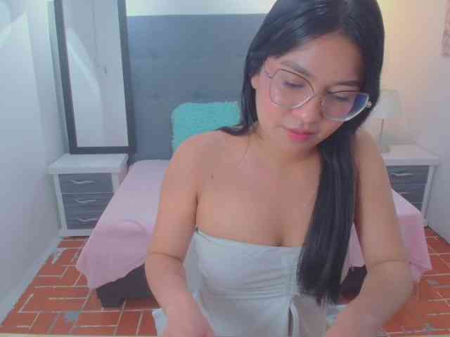 chaneelstark Live Webcam on BongaCams