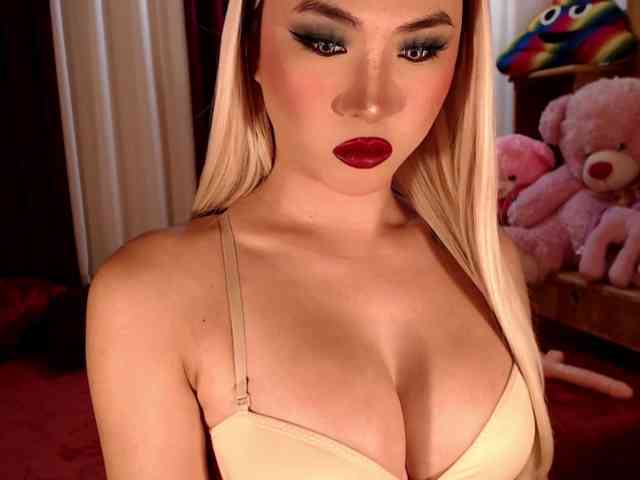 asianhinata Live Webcam on BongaCams