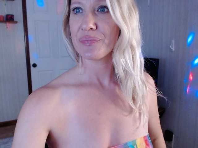 kellywildnnout